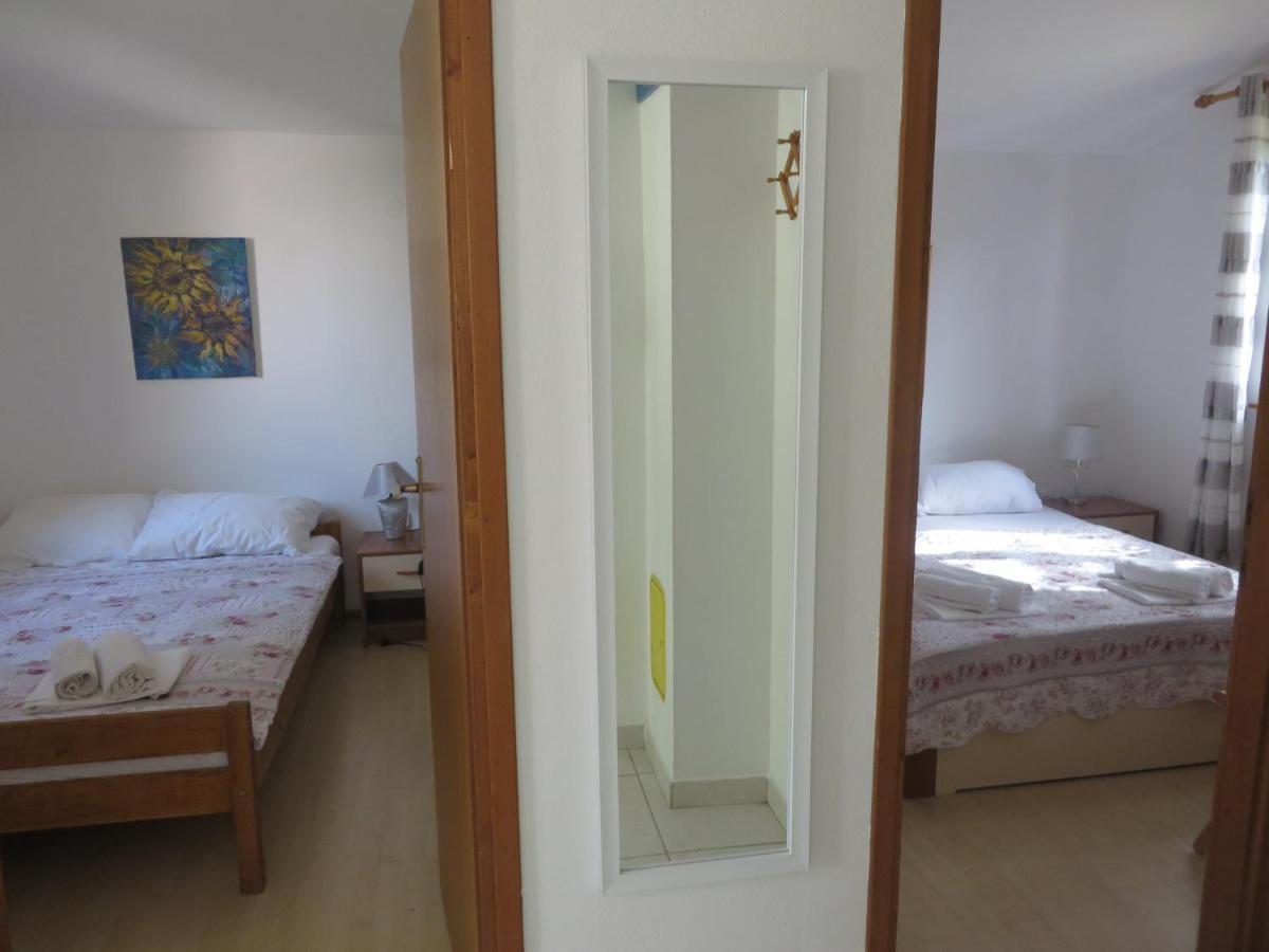 Soline Beach Apartments Biograd Na Moru Eksteriør billede