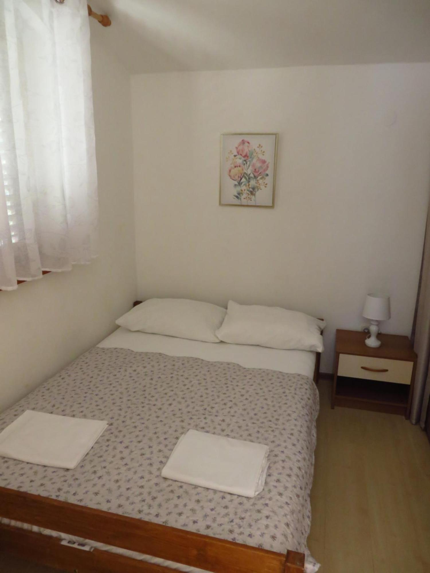 Soline Beach Apartments Biograd Na Moru Værelse billede