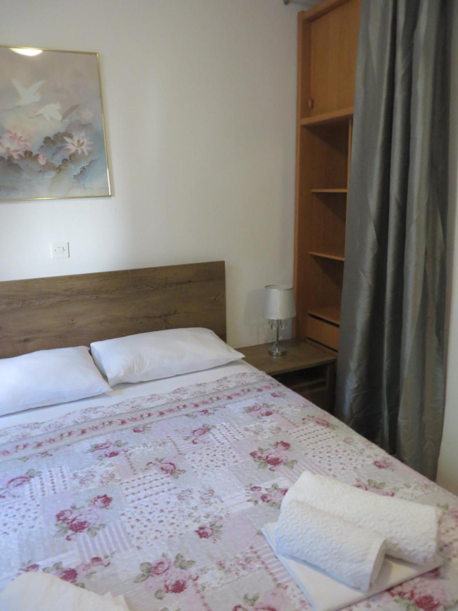 Soline Beach Apartments Biograd Na Moru Værelse billede